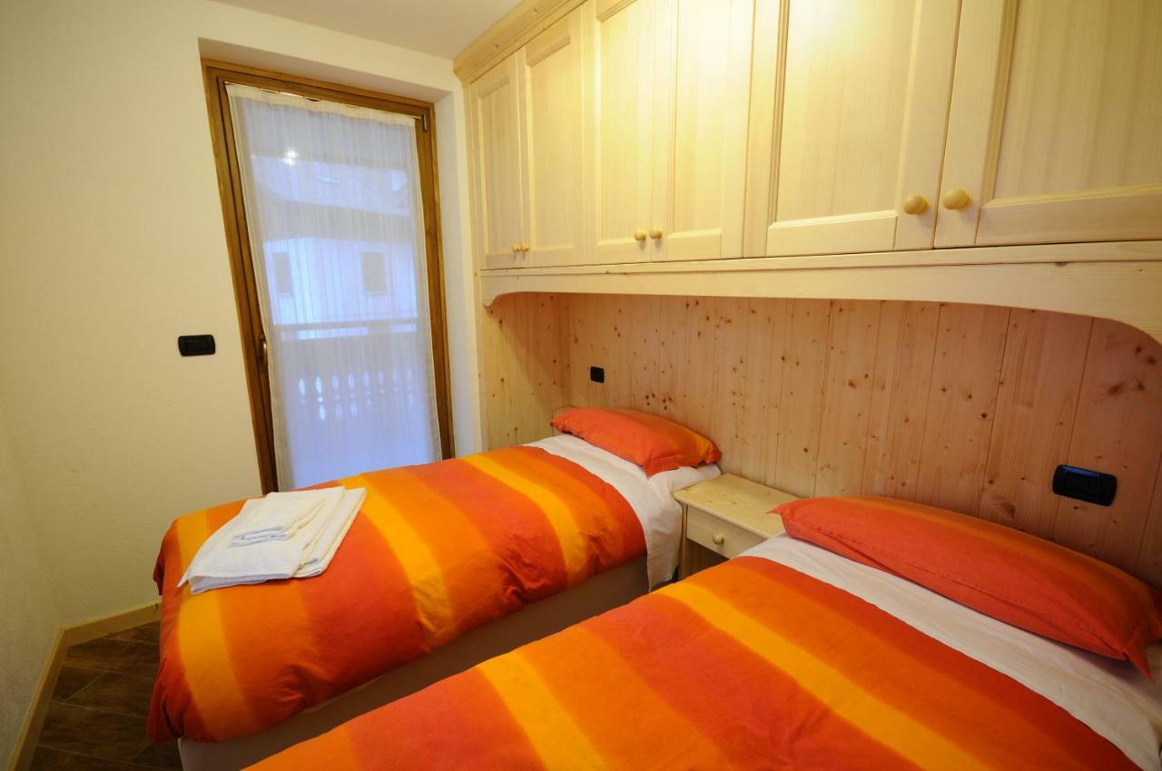 Apartmán Casa Viola Isolaccia Exteriér fotografie