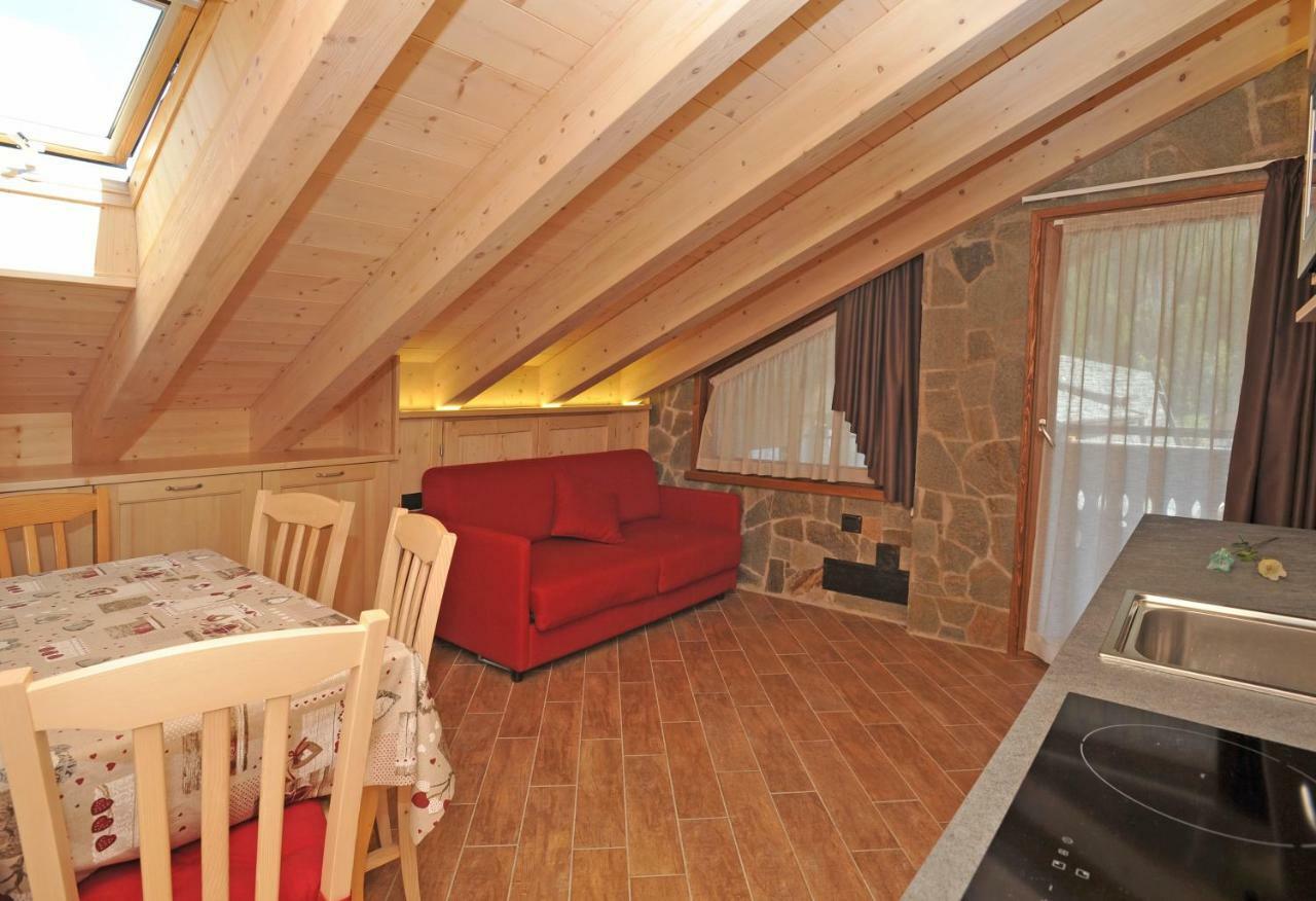 Apartmán Casa Viola Isolaccia Exteriér fotografie
