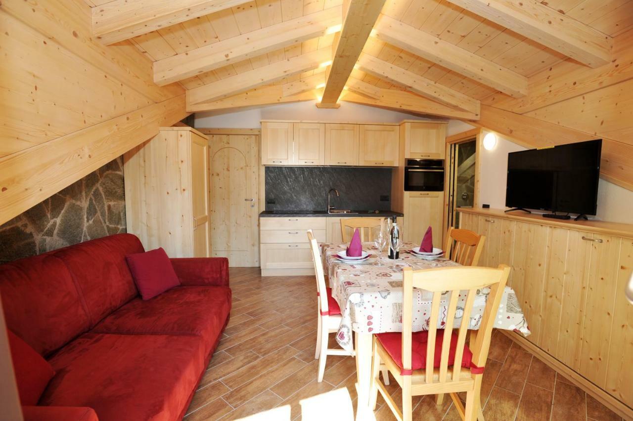 Apartmán Casa Viola Isolaccia Exteriér fotografie